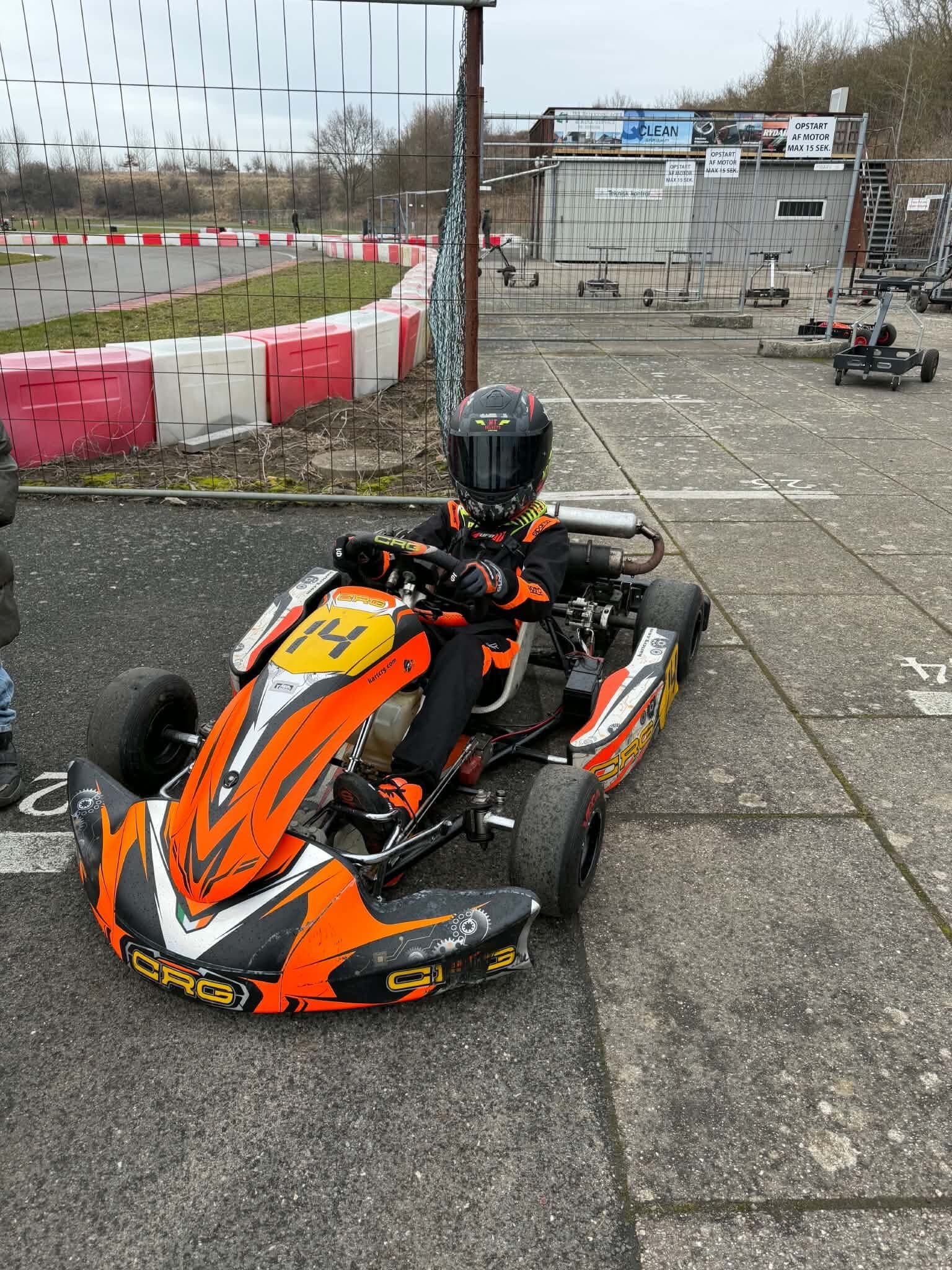 Cornelius' Mini60 kart, #14
